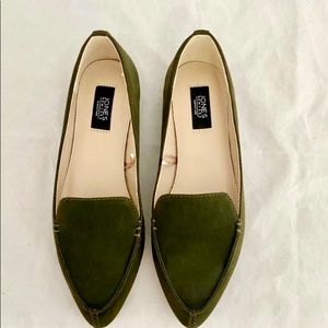 Jones New York Flats